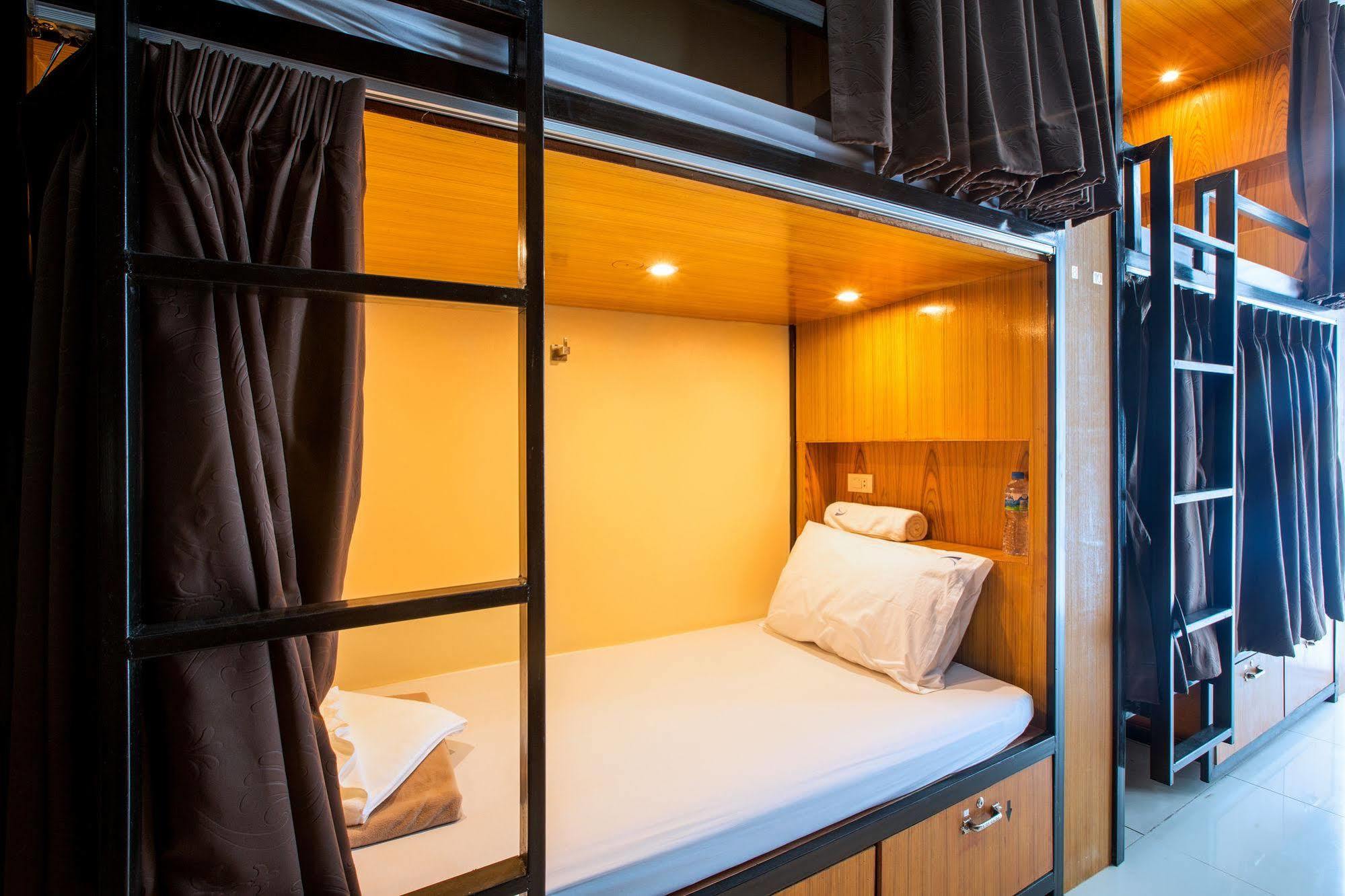 Patong Marina Hotel By Lofty Bagian luar foto