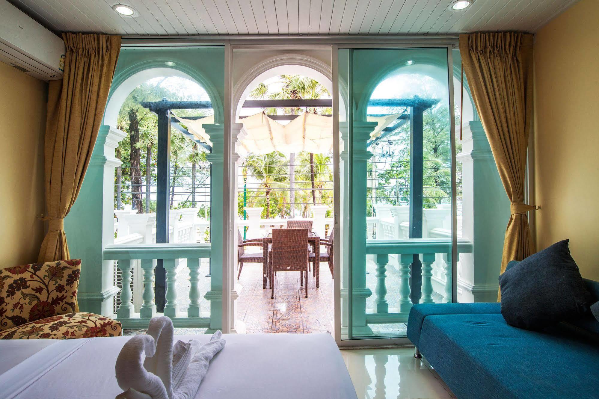 Patong Marina Hotel By Lofty Bagian luar foto